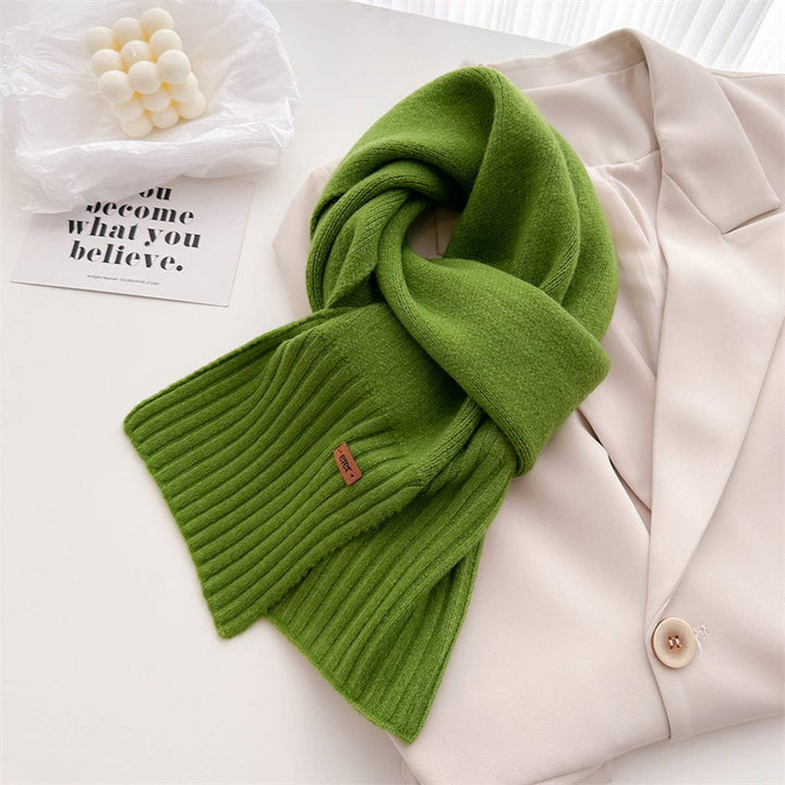 Warm Minimalist Wool Wrap Scarf for Fall Days_CWASC2749
