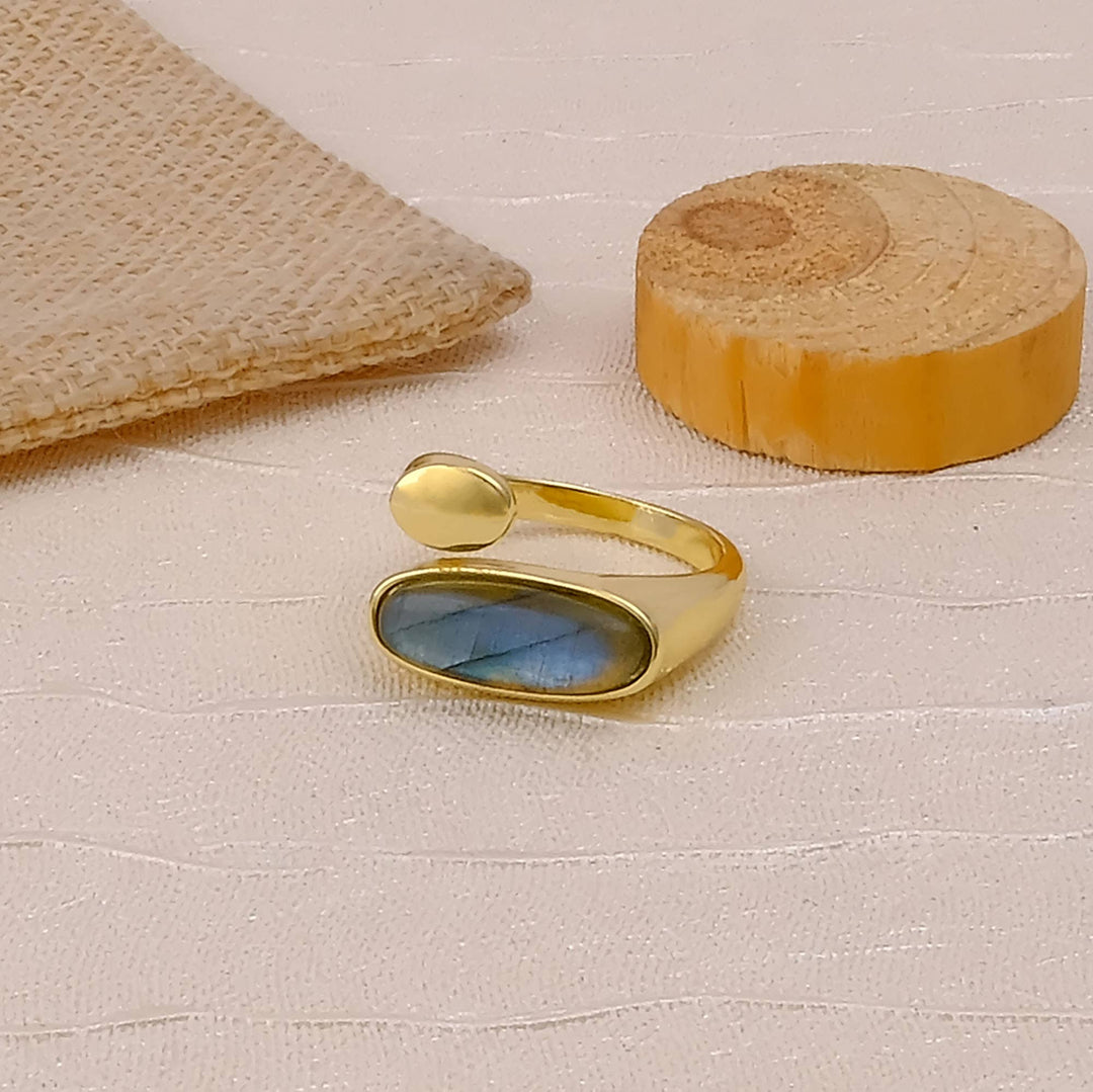 Natural Labradorite Handmade Oval Shape Gemstone Ring