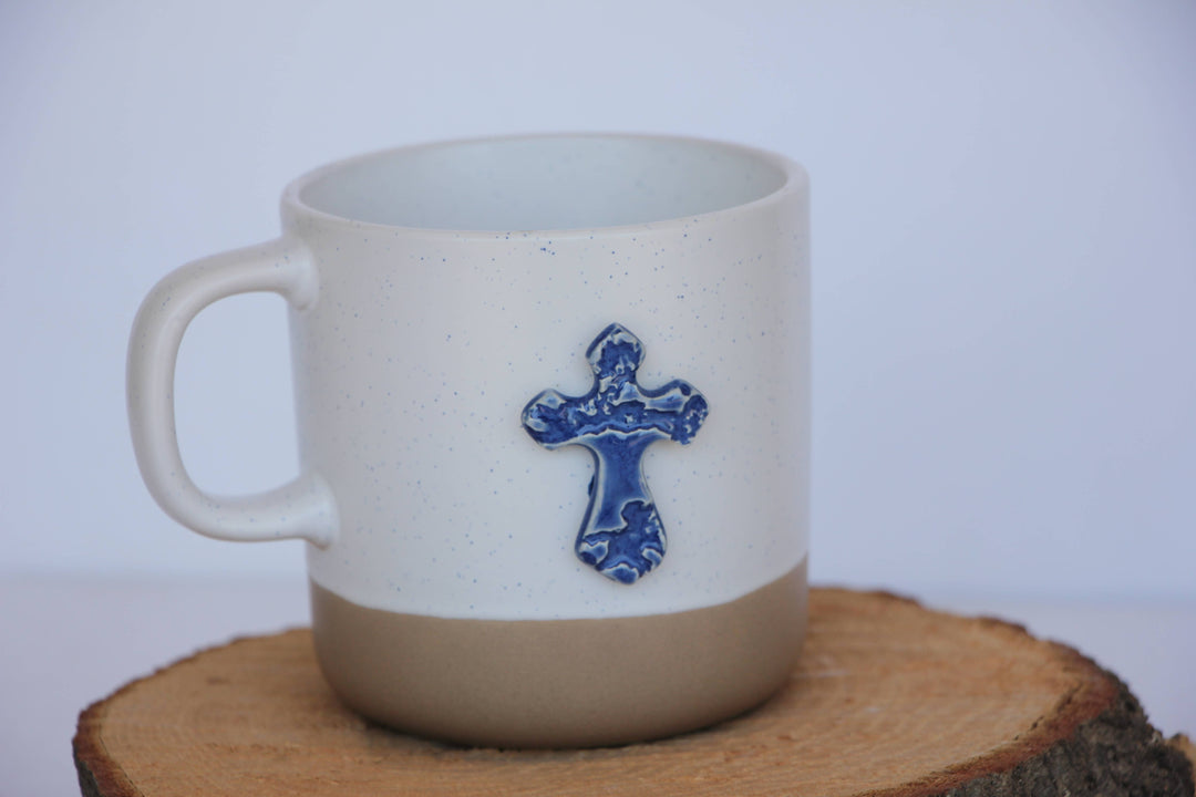 Cross Mug: Cabin Style (10 oz)